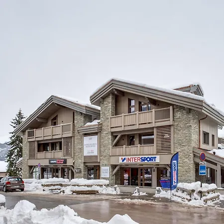 Moderne 4 Pieces A Village Avec Parking - Fr-1-562-15 * Куршевель