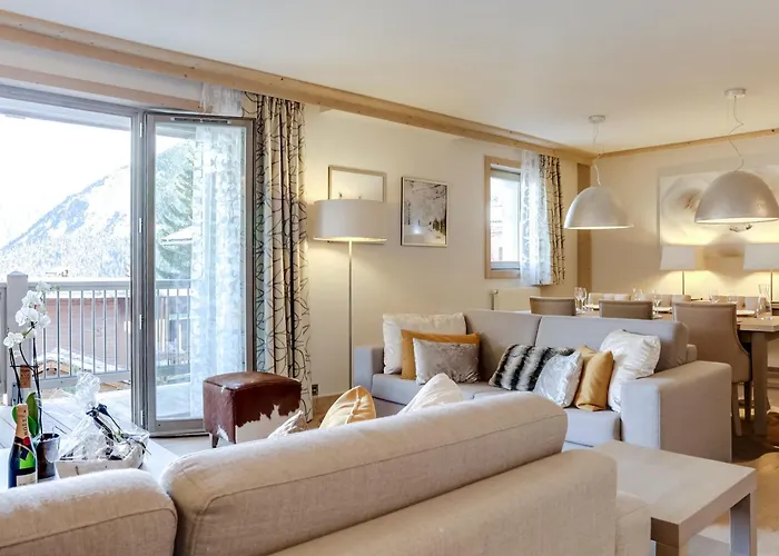 Moderne 4 Pieces A Village Avec Parking - Fr-1-562-15 شقة