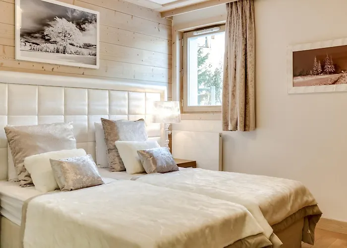 Moderne 4 Pieces A Village Avec Parking - Fr-1-562-15 شقة *